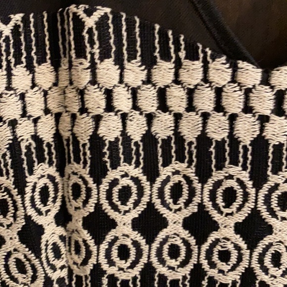 Sleeveless long dress - Picture 4 of 6